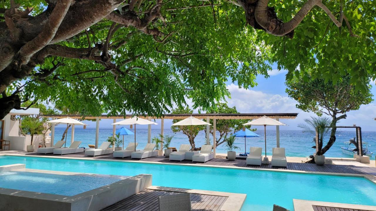 Amp Beach House Toyapakeh Exterior photo